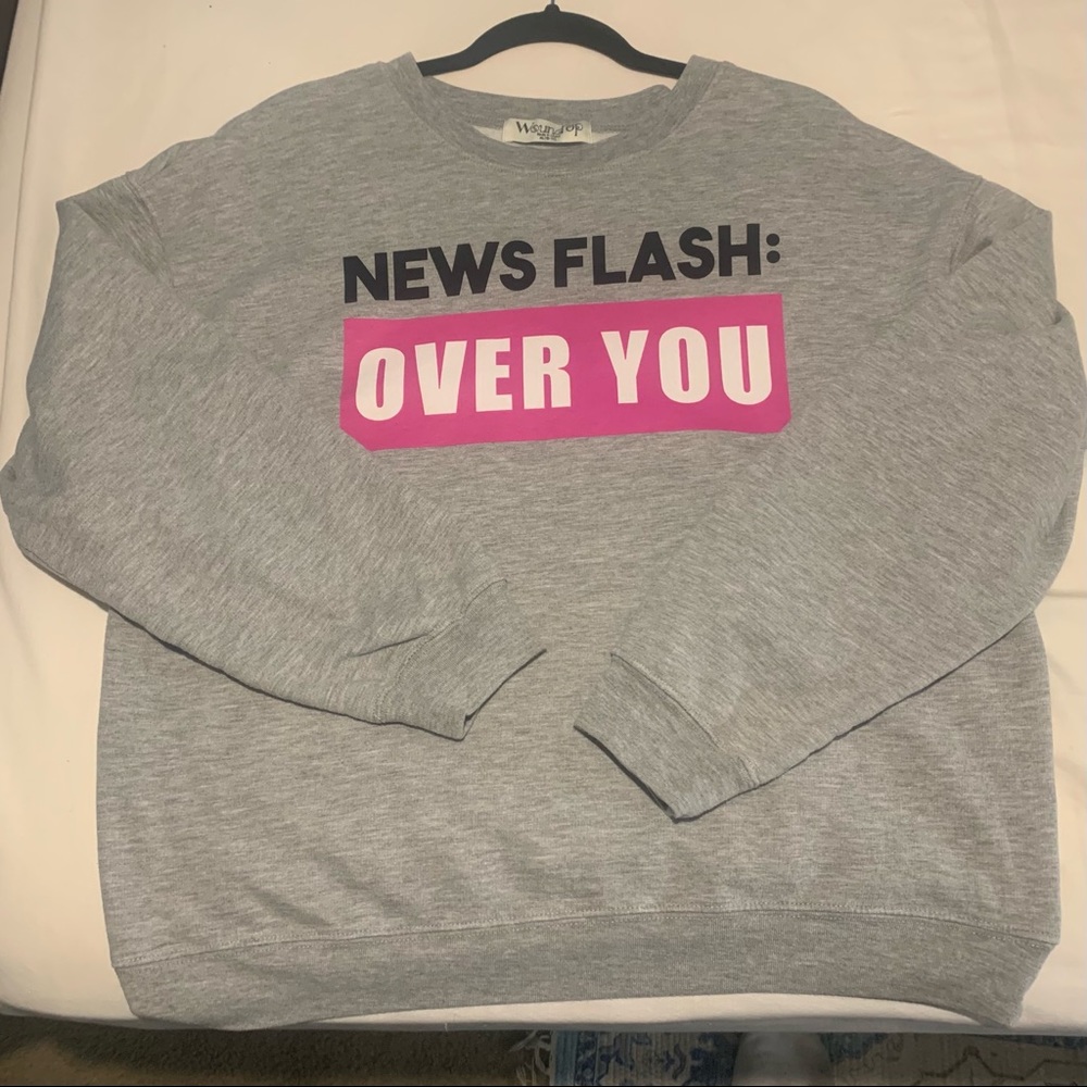 Sweatshirt